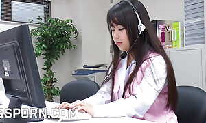 Hot gangbang in the office shacking up chap-fallen japanese secretary 18yo Yu Nakano