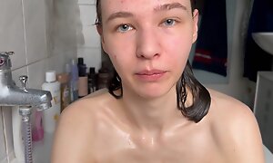 18yo very Skinny Teen Girl with small tits coupled with large Labia fucks herself work on Squirting