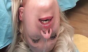 Cute blondiene gets a difficulty big penis deep about her throat