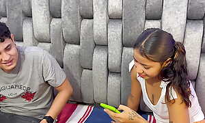 I fuck my little 18-year-old stepsister and I show her that I'm not gay, I end up cumming in her irritant