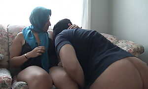 Adult Muslim Milf Makes Humiliates Young Boy With Her Aroma