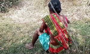 Deshi village bhabhi open-air sex videotape
