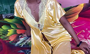 Cheating Sexy Bengali Boudi Affair with Devor Romantic Sex when They are alone in rub-down the Rom