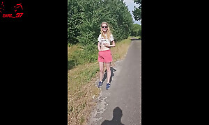 Horny outdoor fuck in the field with huge facial