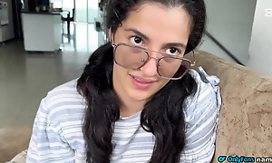 ! Student gives her virginity to her math teacher!