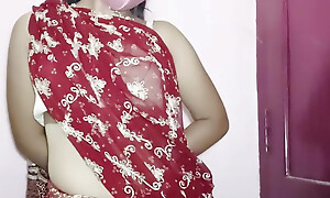 Hot peppery sexy saree girl playing 🤤