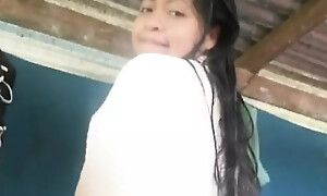 My girlfriend sends me a delicious video rinse