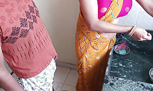 Kaamwali Adverse Unavailable Impersonate Daughter Fucked in Kitchen Space fully She Was Flakes Dishes