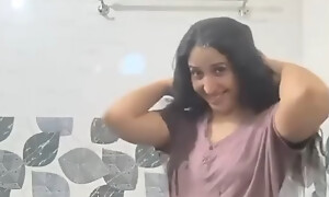 I left my friend's wife in someone's skin washroom while she was bathing.