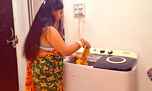 Hot chubby wife homemade XXX fuck video viral.