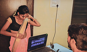 My company's employee wants to apologize love with me, comes to my house presently I am naked, then about is address of sex.