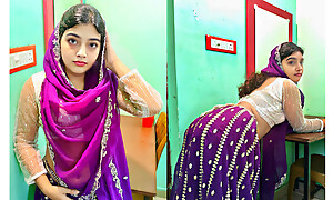 Indian Beautiful Stepsister having Sex with stepbrother BBC, Desi Townsperson Stepsister tight pussy Fuck MMS (Hindi audio)